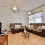 Villas Guzman - Grinev *